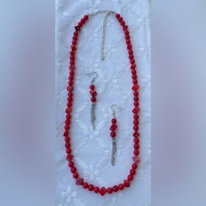 Brand New Bamboo Coral Red Earrings and Necklace Set